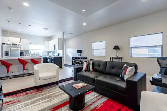 PHX Retreat · 2 Bedroom 2 Bath Home in Historic Neighborhood