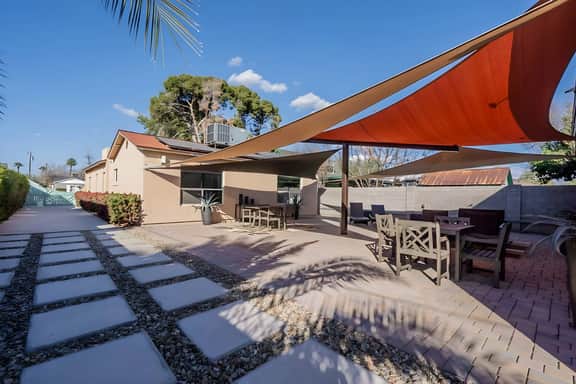 PHX Retreat · 2 Bedroom 2 Bath Home in Historic Neighborhood